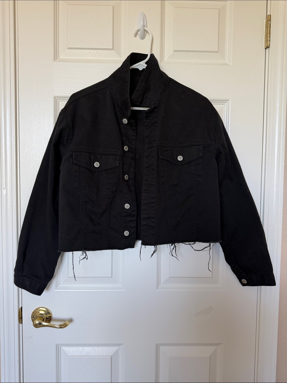 John Galt Black Cropped Raw-Hem Denim Jacket